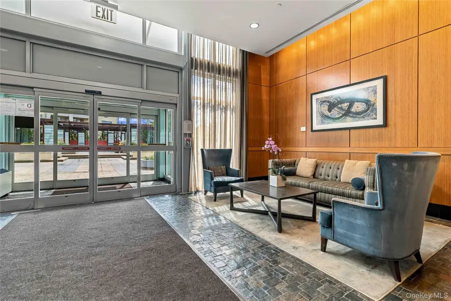 40-26 College Point Boulevard #8N, Flushing, NY 11354 - #3