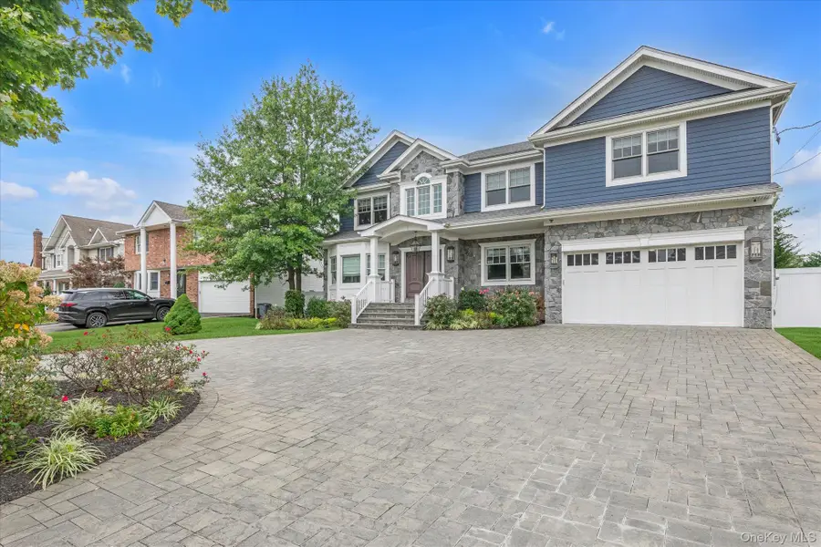 100 Lake End Road, Merrick, NY 11566 - #2