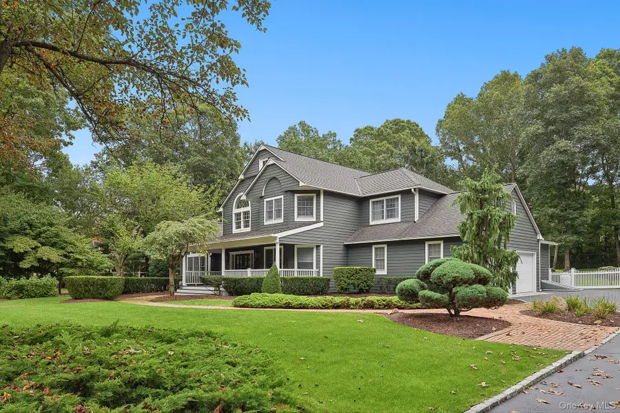 4 Saddlebrook Lane, Manorville, NY 11949 - #2