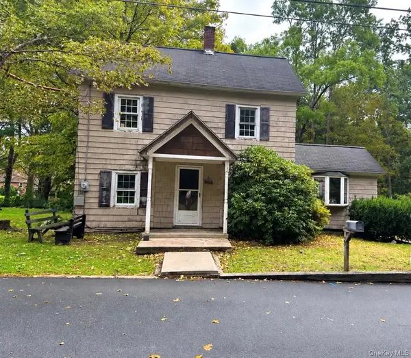 23 Mccune Place, Wurtsboro, NY 12790