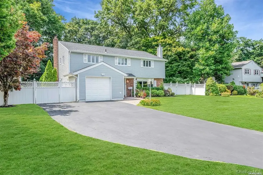 23 Barry Drive, Glen Cove, NY 11542 - #2