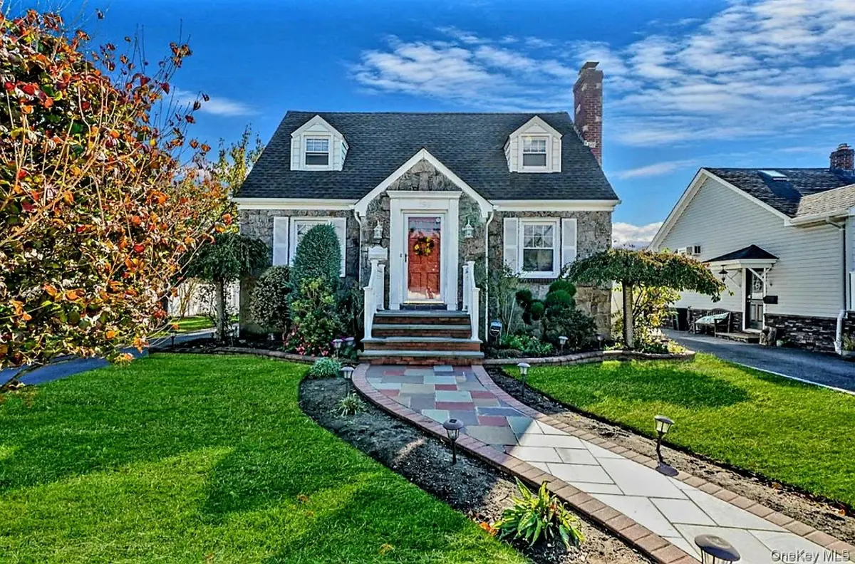 199 Claxton Avenue, Bellmore, NY 11710 - #1