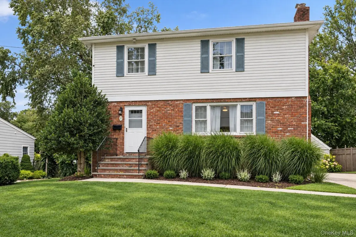 10 Grace Court, Islip, NY 11751 - #1