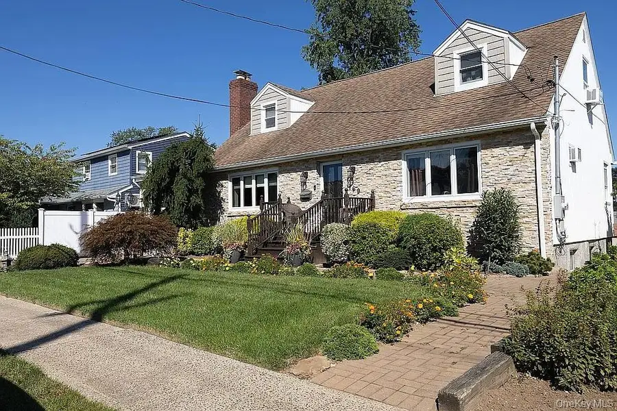 169 Doris Avenue, Franklin Square, NY 11010 - #2
