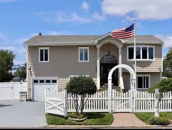 75 Jewel Street, Brentwood, NY 11717