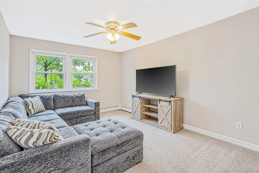 102 Robinson Avenue, Medford, NY 11763 - #3