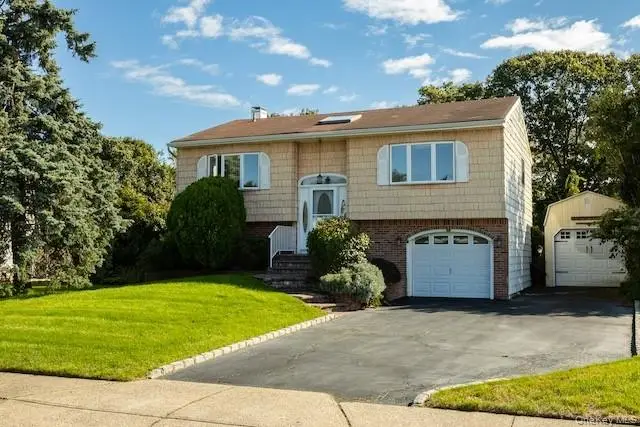 45 Rudder Drive, Holtsville, NY 11742 - #3