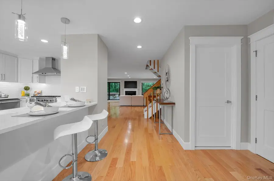8 John Bean Court, Port Washington, NY 11050 - #2