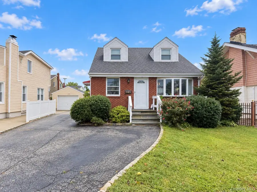 145 Westbury Avenue, Mineola, NY 11501 - #2