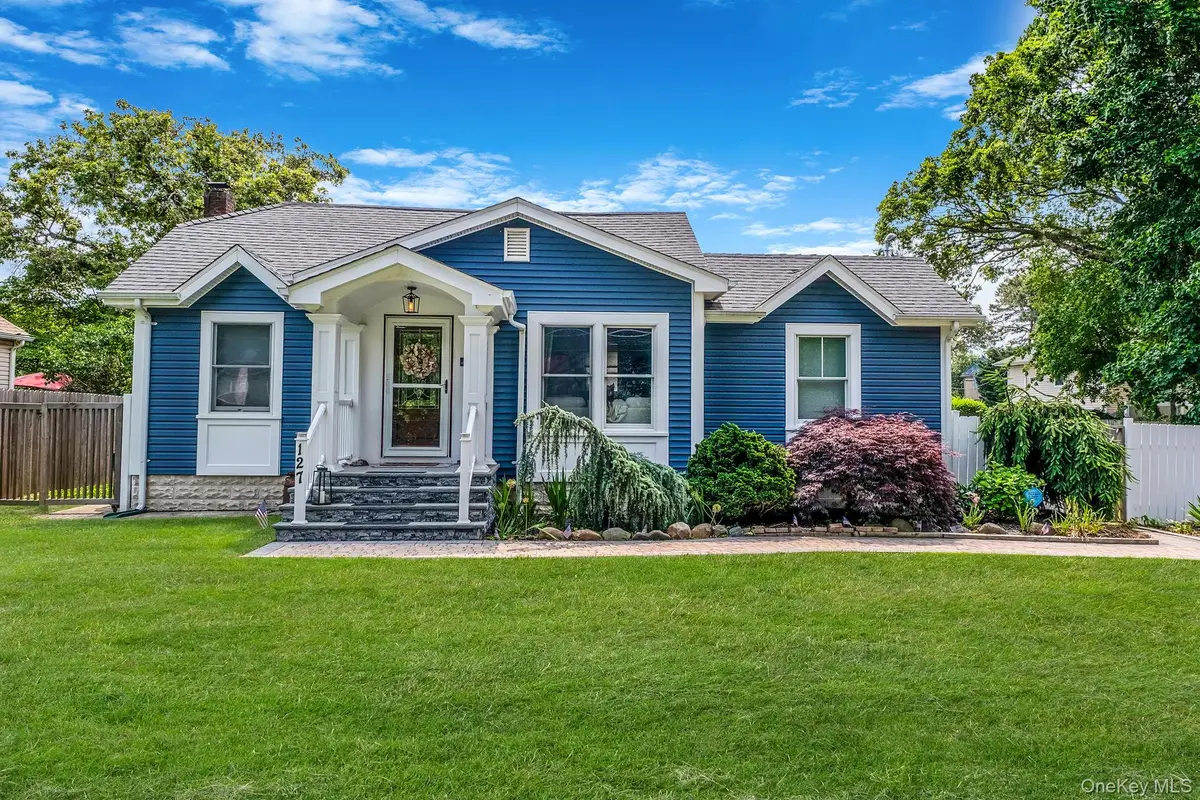 127 Clinton Avenue, East Patchogue, NY 11772 - #1