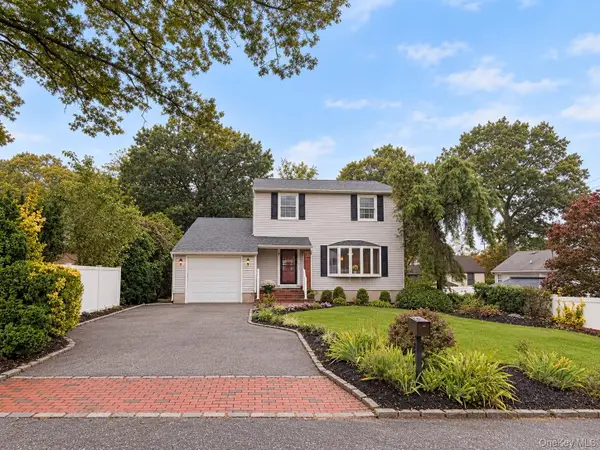 9 Fowler Avenue, Ronkonkoma, NY 11779