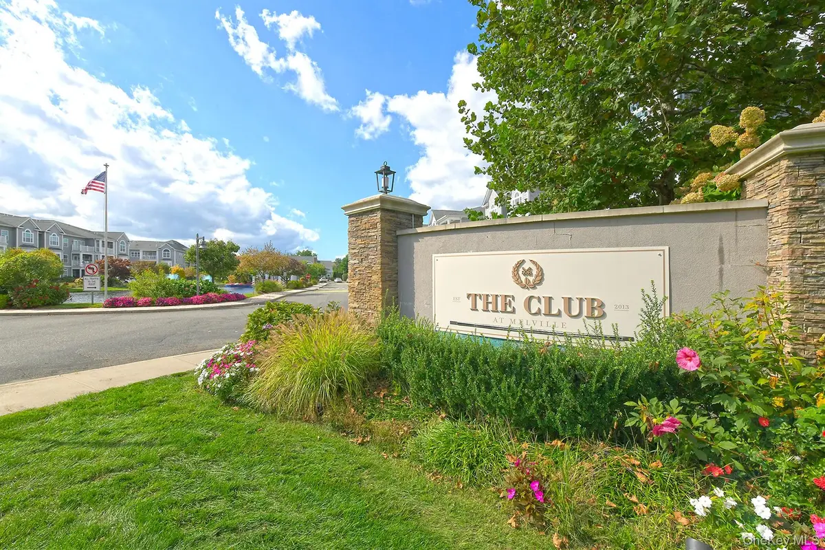 212 Clubhouse Circle #212, Melville, NY 11747 - #1