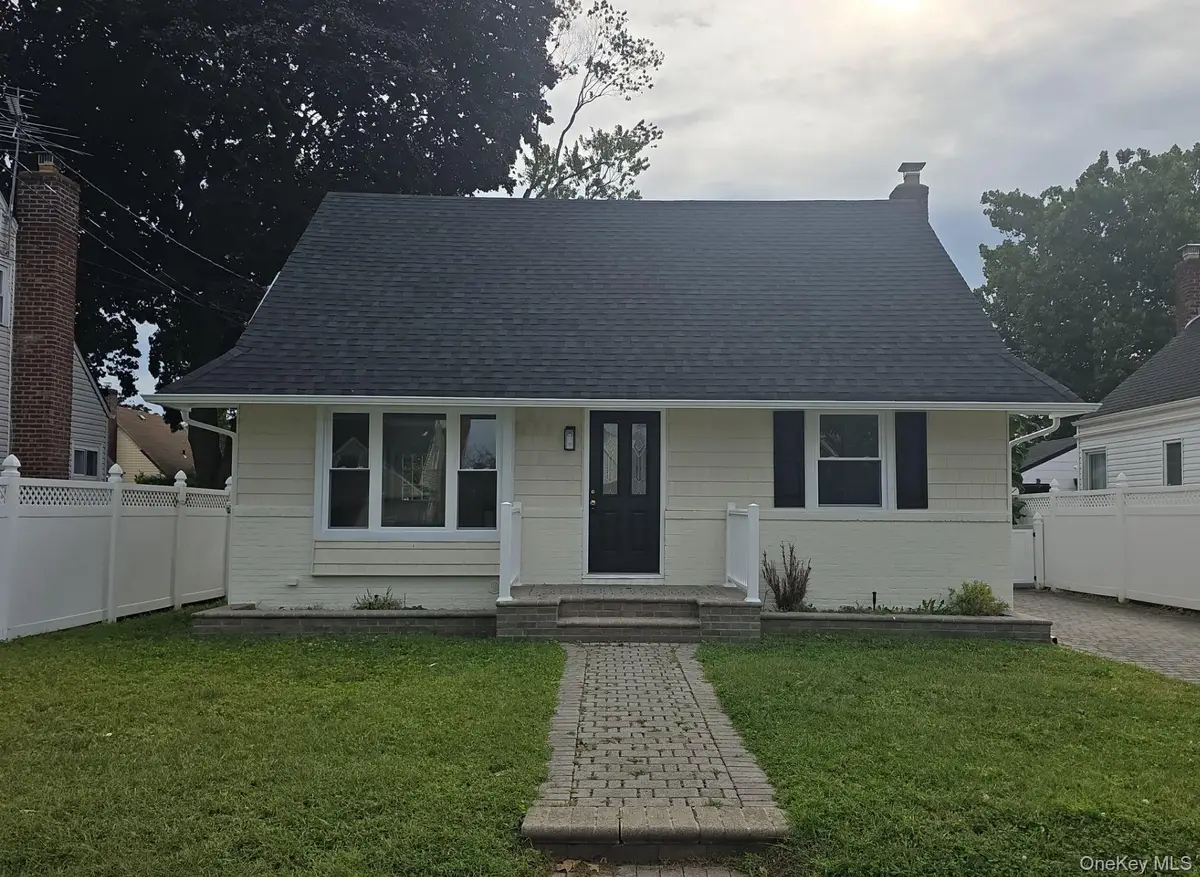 200 Raff Avenue, Elmont, NY 11003 - #1