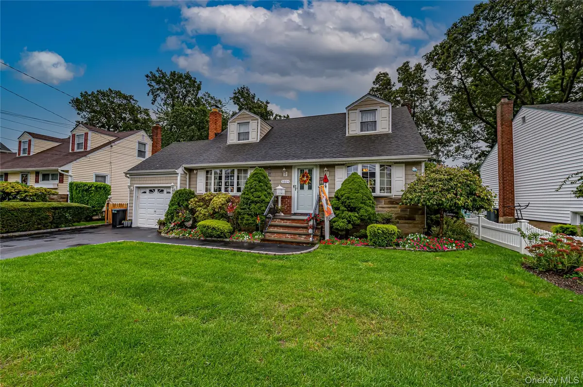 3884 Lincoln Street, Seaford, NY 11783 - #1