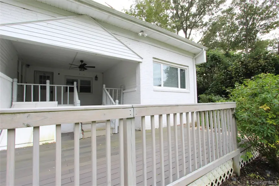 40 Flowerfield Road, Sound Beach, NY 11789 - #3