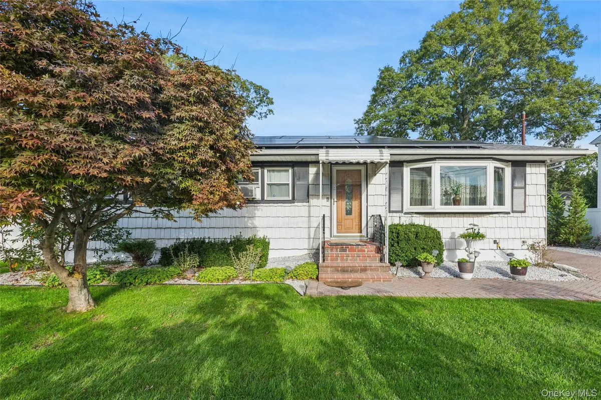 15 Pine Cone Street, Middle Island, NY 11953 - #1