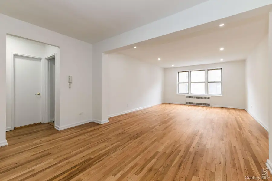 79-10 34th Avenue #4U, Jackson Heights, NY 11372 - #3
