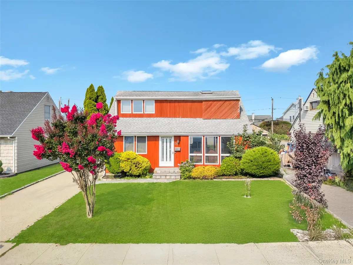 54 Briggs Street, Hicksville, NY 11801 - #1