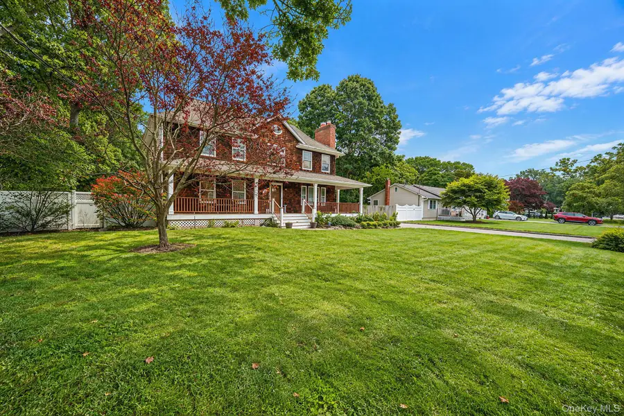 17 Mayfield Drive, Mastic Beach, NY 11951 - #3
