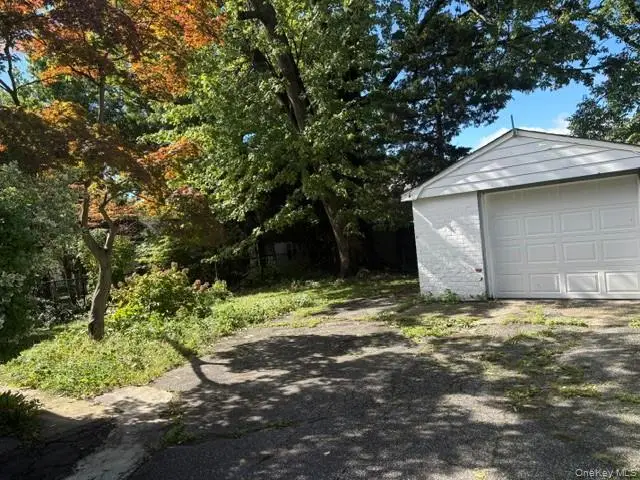 12 West End Avenue, Great Neck, NY 11023 - #2