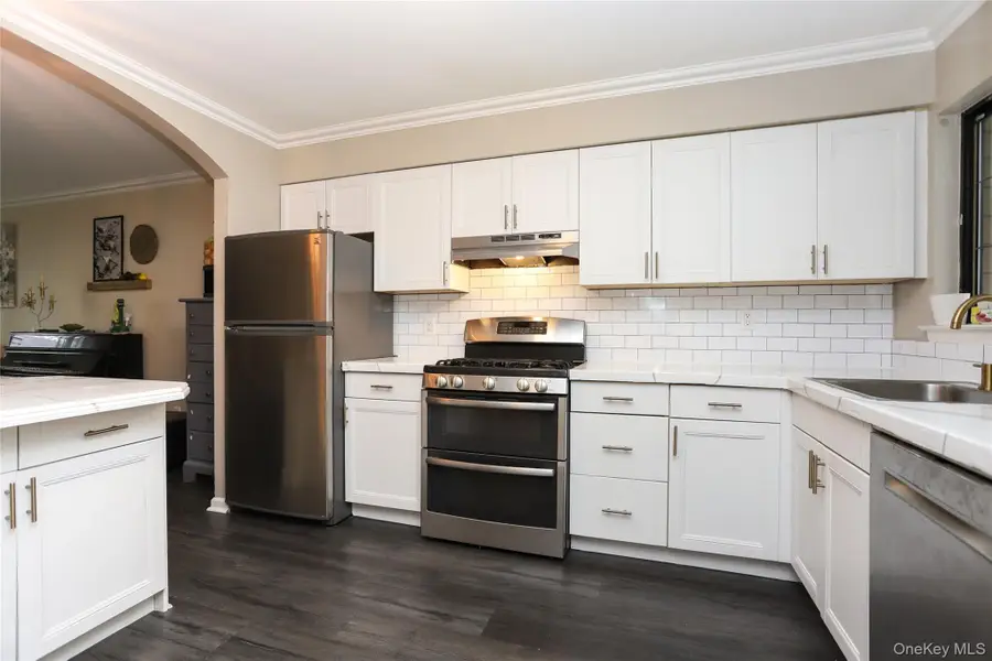50 Park Drive, Mount Kisco, NY 10549 - #2