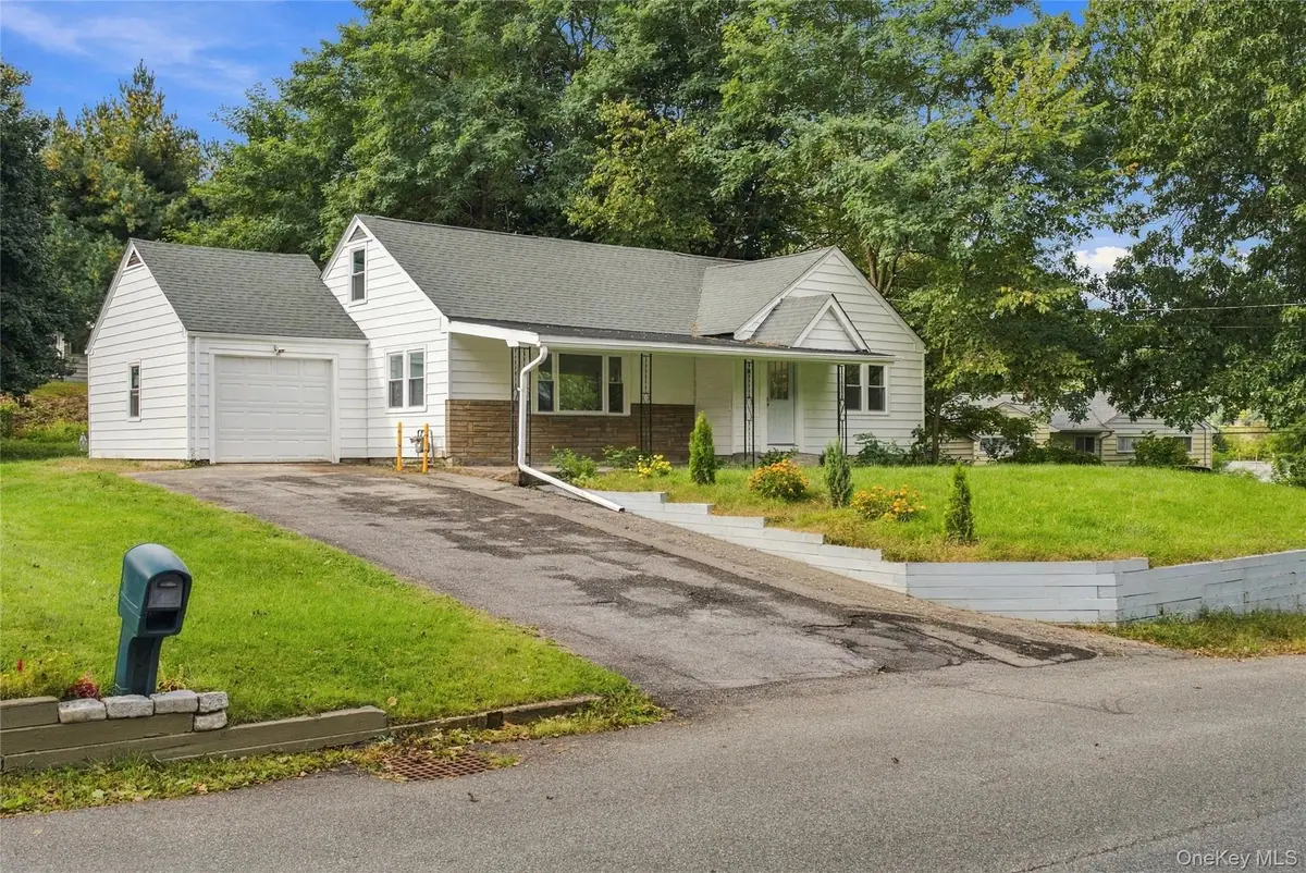 3 Hilltop Drive, New Windsor, NY 12553 - #1