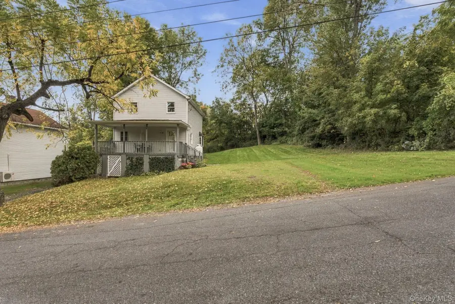 121 Canal Street, Port Ewen, NY 12466 - #2