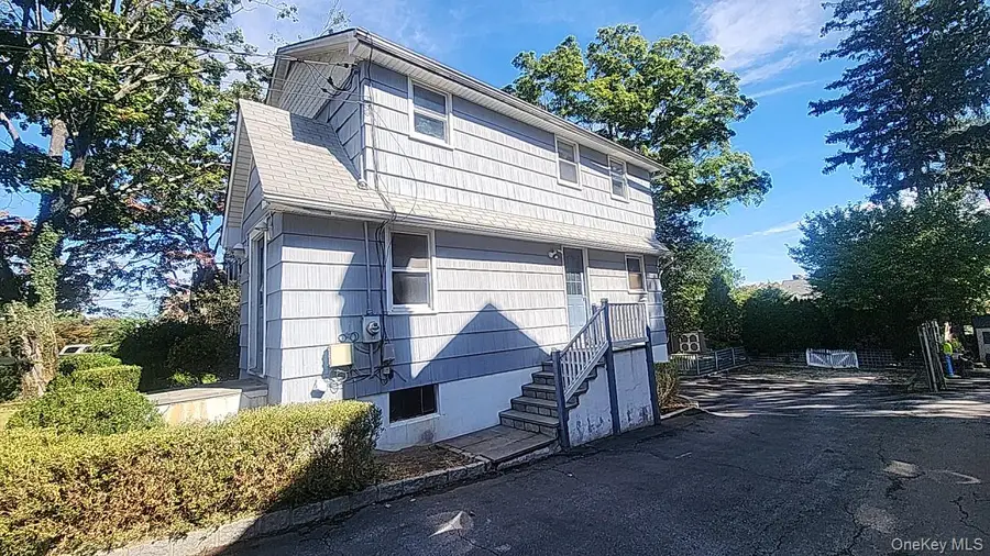 10 Shelley Avenue, Valhalla, NY 10595 - #3