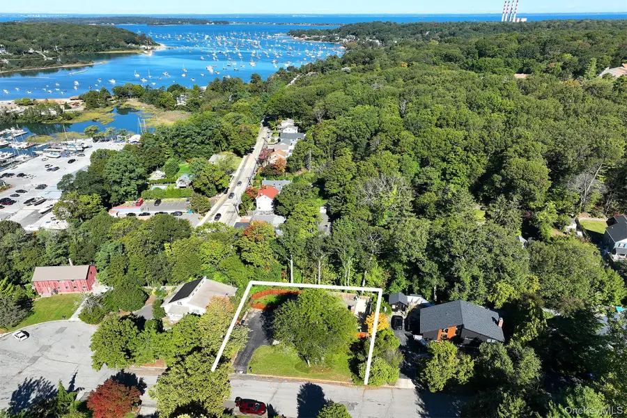 10 Cathy Court, Northport, NY 11768 - #3