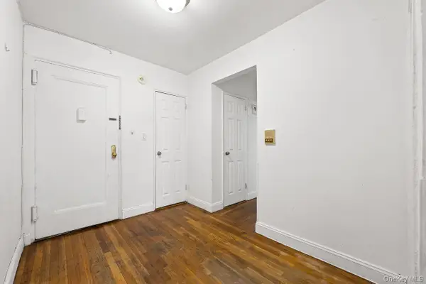 150-20 71st Street #4K, Flushing, NY 11367