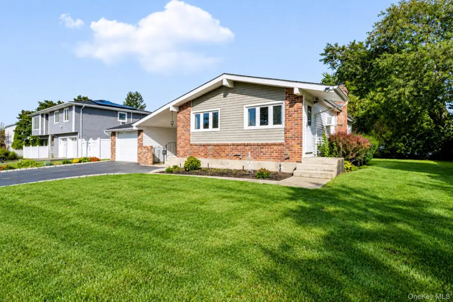 9 Plowboy Path, Commack, NY 11725 - #2