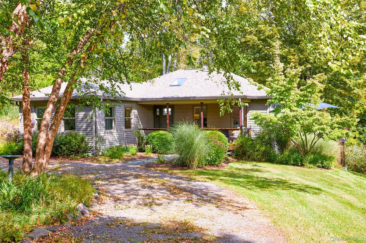 31 Kapetanakis Lane, Stone Ridge, NY 12484 - #1