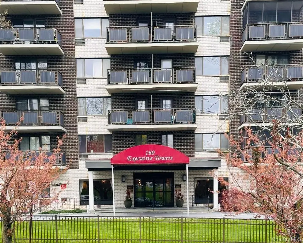 160 Academy Street #2J, Poughkeepsie, NY 12601 - #1