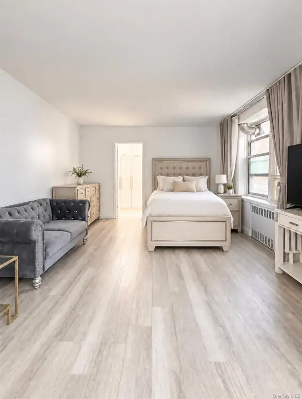 14444 41 Avenue #F, Flushing, NY 11355