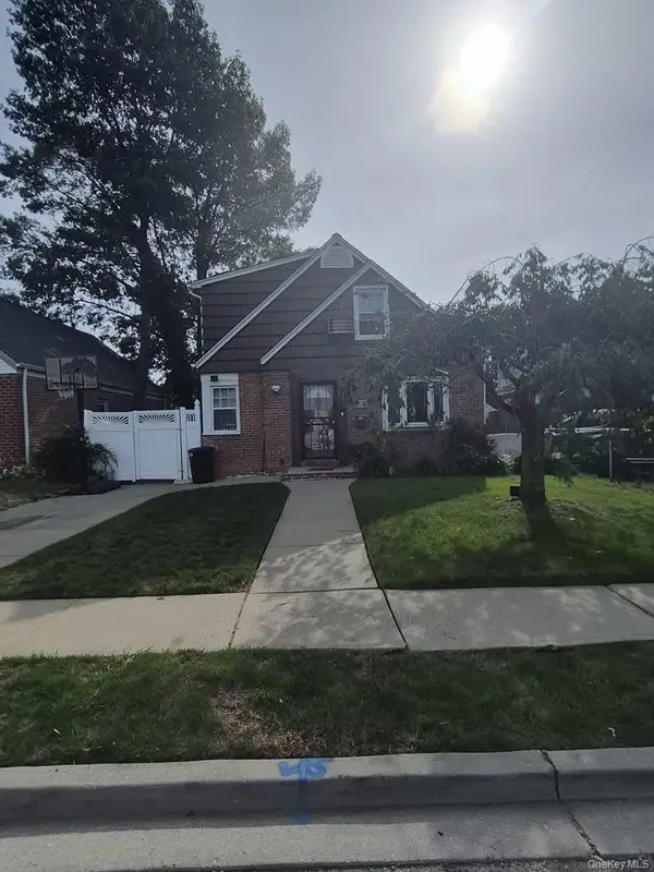 204 Wellington Road, Hempstead, NY 11003