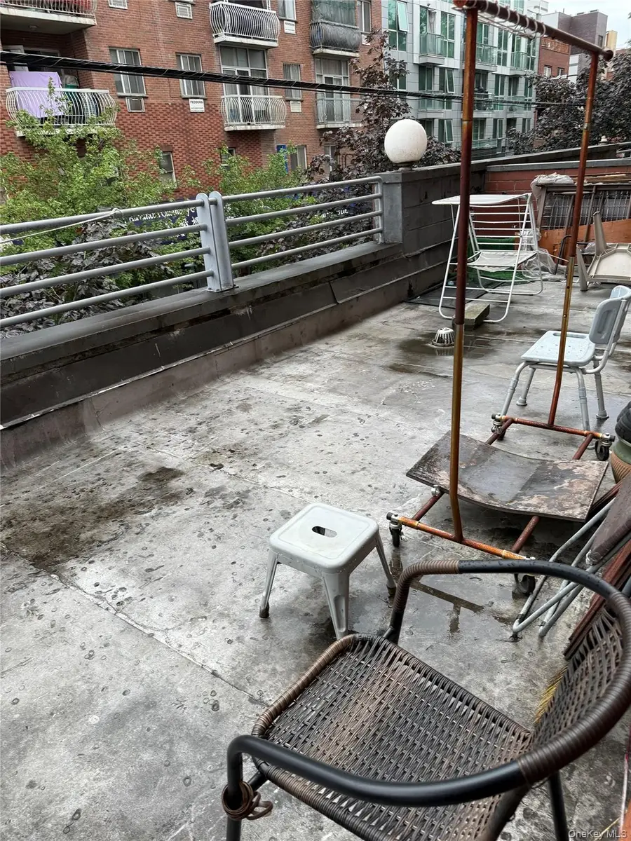 41-05 College Point Boulevard #2F, Flushing, NY 11355 - #2