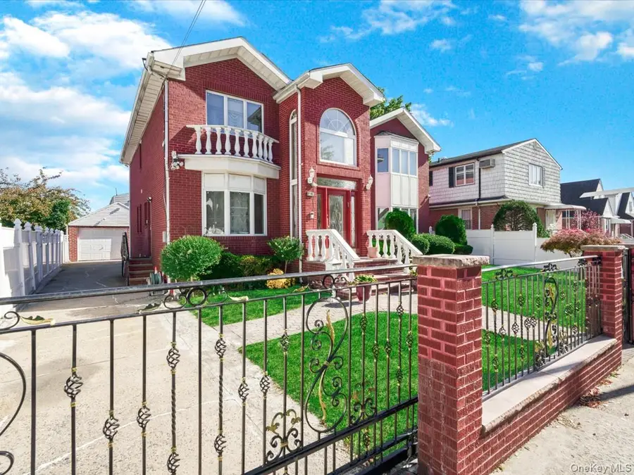 6515 172nd Street, Fresh Meadows, NY 11365 - #3