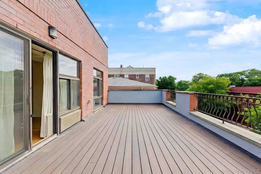 41-39 149th St #3F, Flushing, NY 11355 - #2