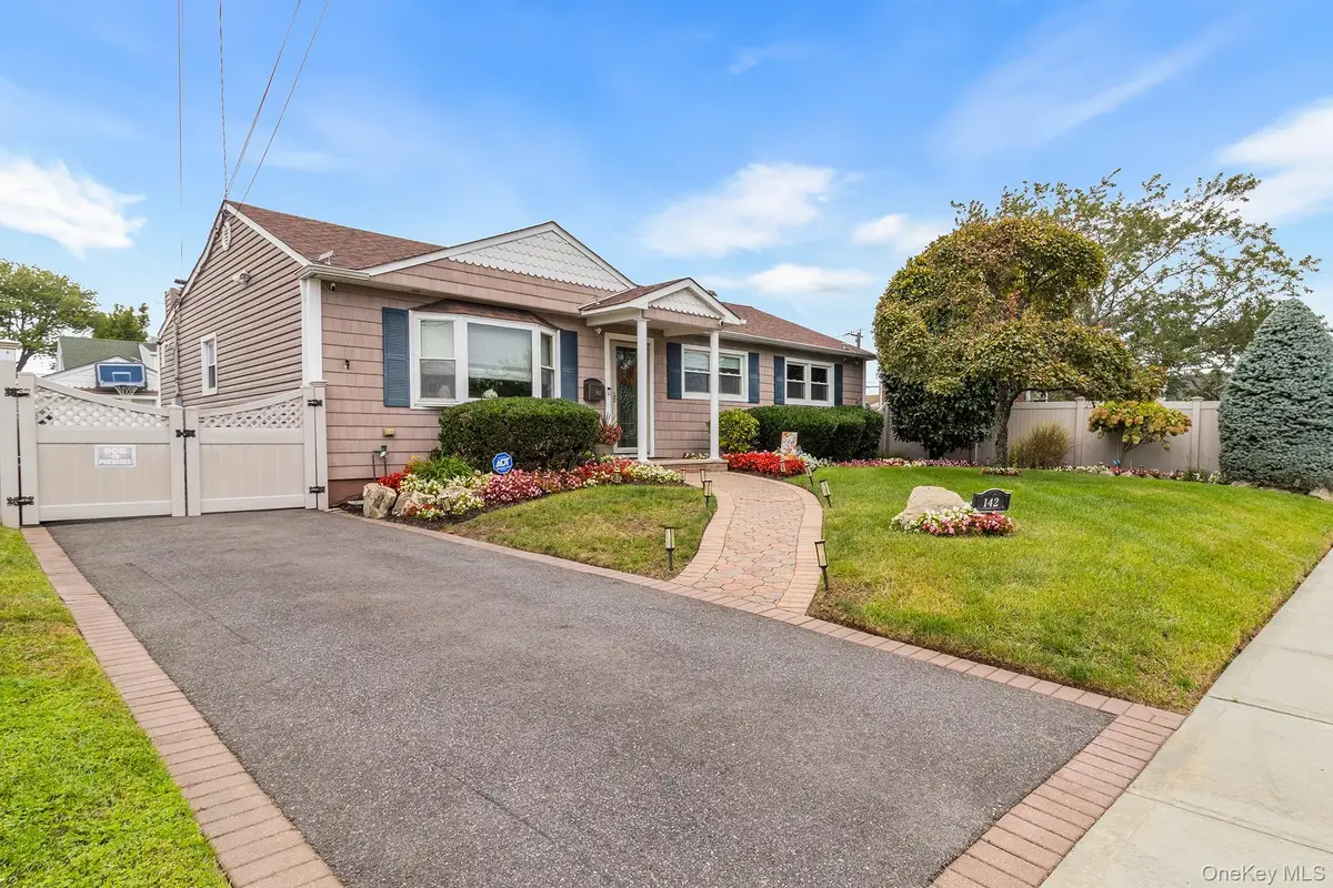 142 Montgomery Avenue, Oceanside, NY 11572 - #1