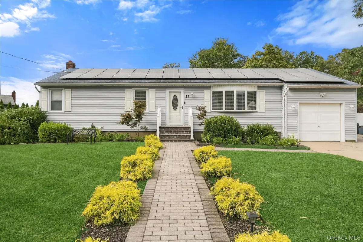 77 Winchester Drive, Lindenhurst, NY 11757 - #1
