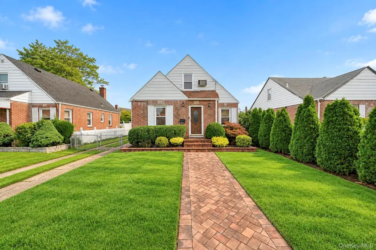 61 Stephen Place, Valley Stream, NY 11580 - #1