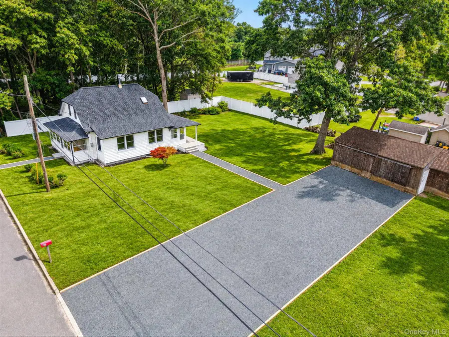 61 Bank Street, Center Moriches, NY 11934 - #2