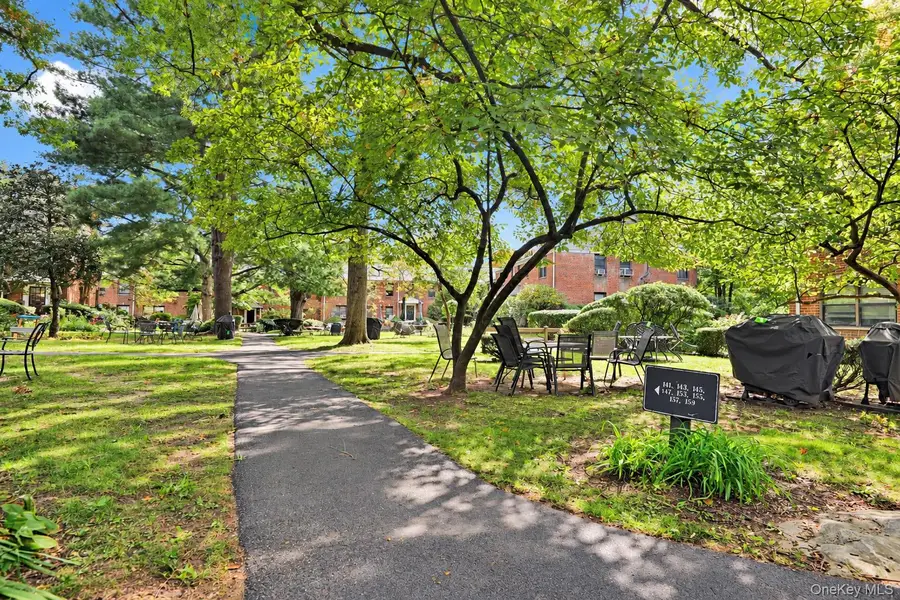 151 E Hartsdale Avenue #2B, Hartsdale, NY 10530 - #3
