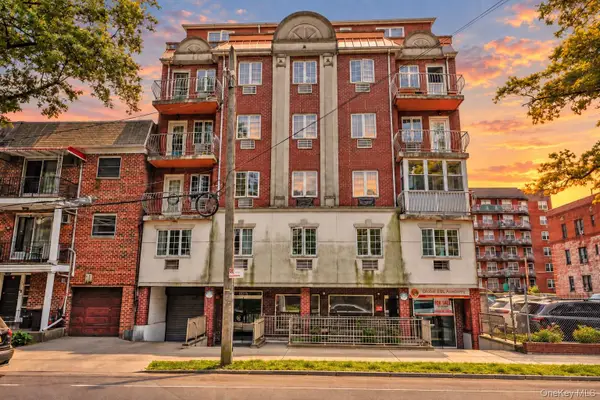 14336 37th Avenue #3D, Flushing, NY 11354