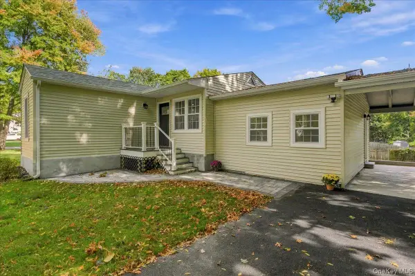 669 Vassar Road, Poughkeepsie, NY 12603