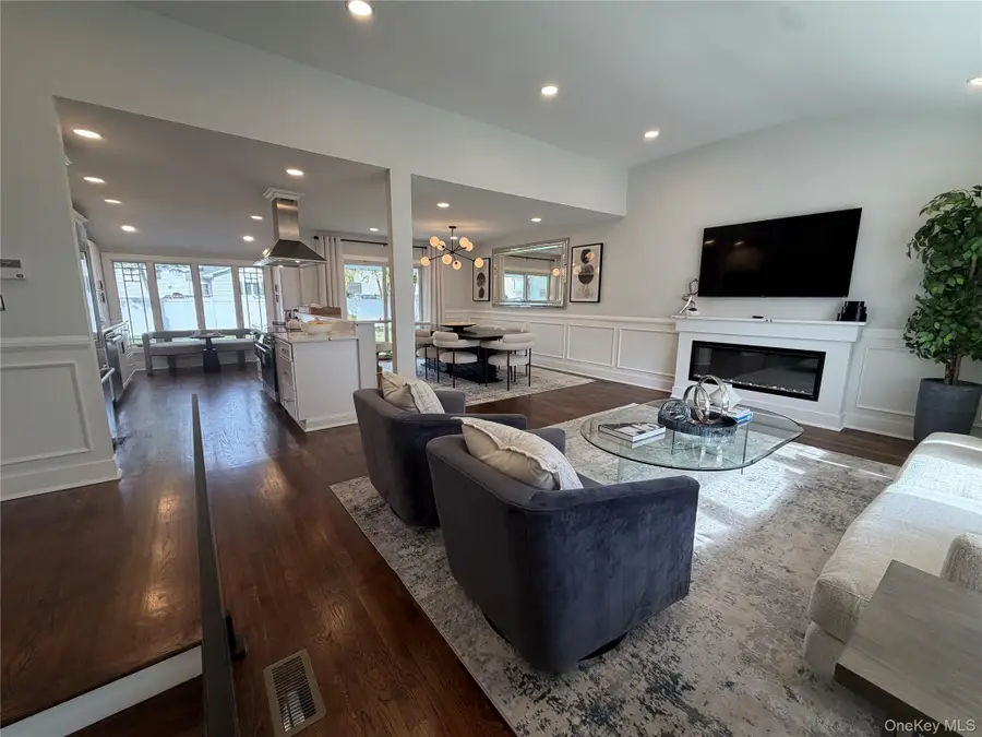 10 Flower Lane, Jericho, NY 11753 - #2