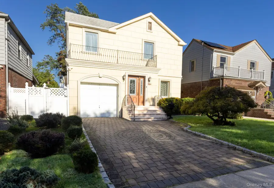 73-35 195th Street, Fresh Meadows, NY 11366 - #2