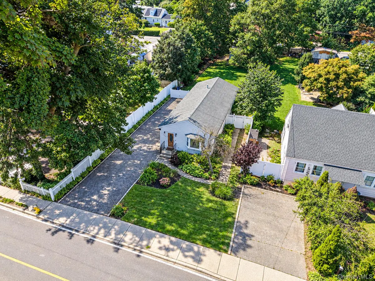 182 Commack Road, Deer Park, NY 11729 - #1