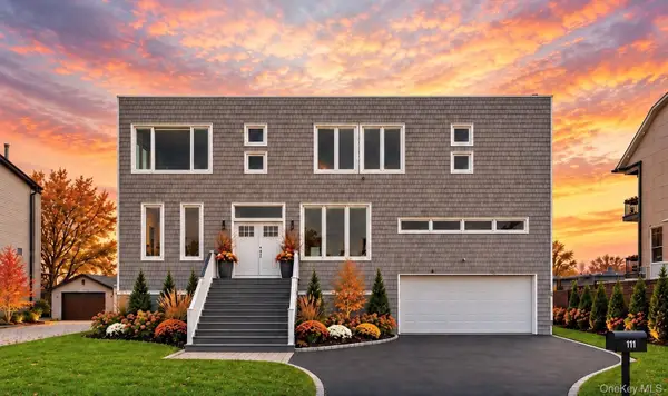 298 W Lido Promenade, Lindenhurst, NY 11757
