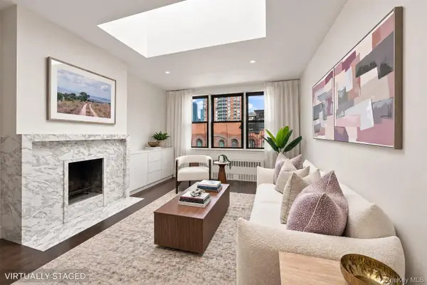 250 W 15th Street #6G, New York (Manhattan), NY 10011